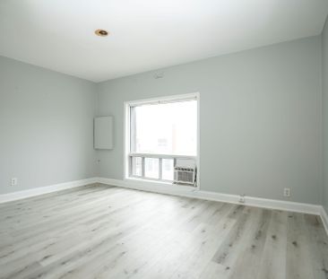 For Lease - 37 Holland Street Unit# 1, Bradford West Gwillimbury, O... - Photo 4