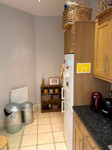 3 Bed Flat, Park Mansions, SW8 - Photo 4