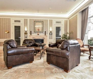 25 Kingsbridge Garden Circle #622 - Photo 4