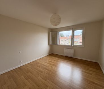 Location Appartement 3 pièces 77m² LA TALAUDIERE 42350 - Photo 3