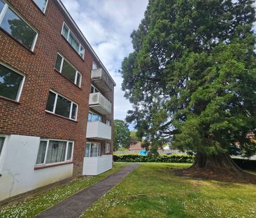 2 Bed Flat, Fir Tree Court, SO18 - Photo 5