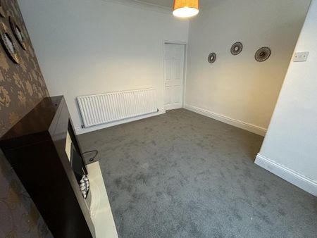 2 bedroom house to rent - Photo 2
