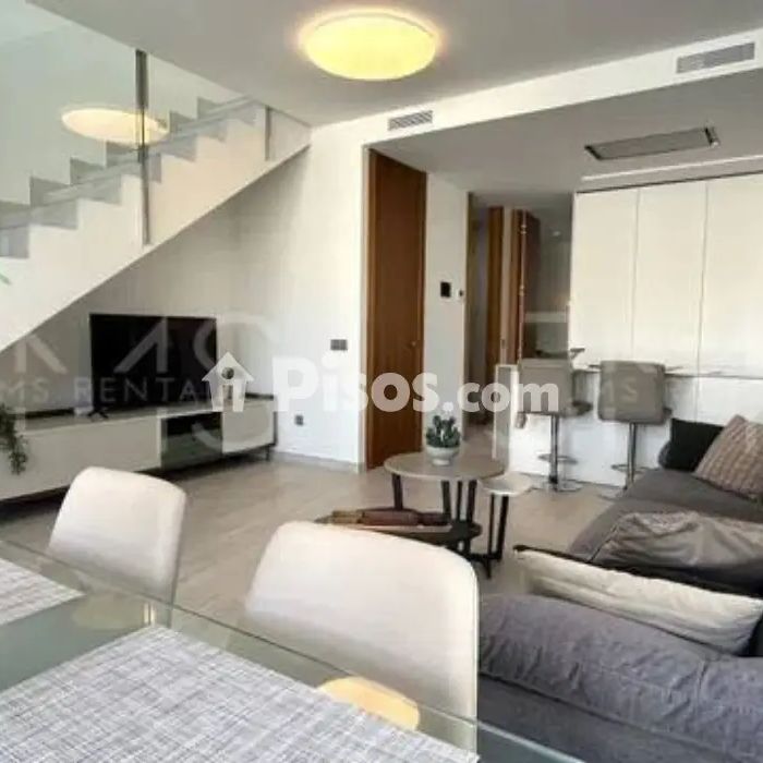 Casa en alquiler en Urbanización Golf Bahía - Foto 1
