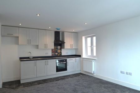 2 bedroom apartment to rent - Photo 4