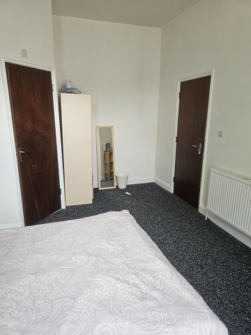 Room in a Shared House, Northbrook Road, IG1 - Photo 4