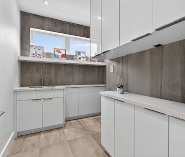 For Lease - 48 Cornelius Parkway, Toronto, Ontario - Photo 6