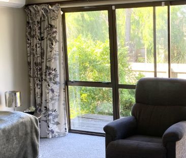 Paraparaumu Beach - 2 bedrooms - Photo 2