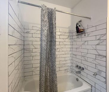4 1/2 2 chambres 1 salle de bain - Photo 1