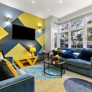 3 Bed Terraced House, Southfield Road, W4 - Photo 1