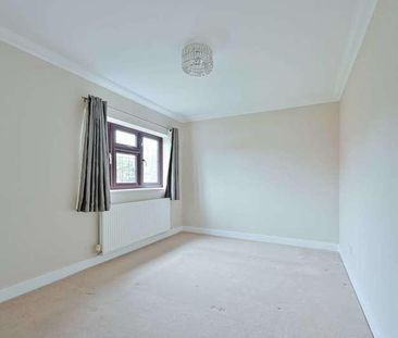 Tudor Manor Gardens, Wd, Watford, WD25 - Photo 1