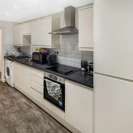 1 bedroom semi-detached house to rent - Photo 3