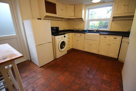 Barbary Lodge, Yarborough Road, Lincoln - Photo 4