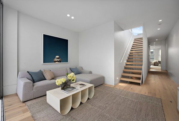 173 Ross Street, Port Melbourne VIC 3207 - House For Rent | Domain - Photo 1