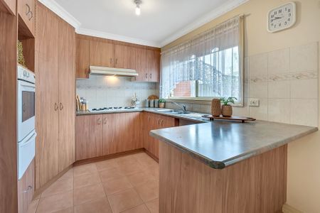 Don't be the last to see this lovely property - Photo 2