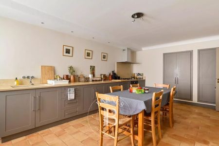 Location MEUBLEE - Pertuis - Villa 168m² - 3 chambres - Piscine - Stationnements - Photo 5