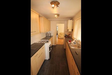 4 bedroom house to rent - Photo 5