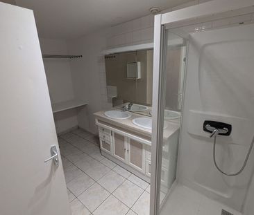 Location Maison 4 pièces 75m² - Photo 4