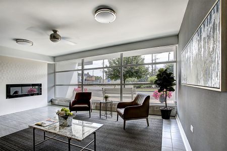 North Shore Towers - Photo 3