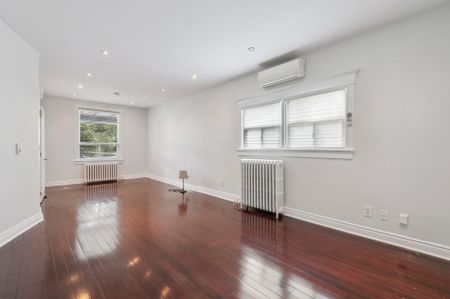 For Lease - 10 Coxwell Avenue Unit# Unit 1, Toronto, Ontario - Photo 5