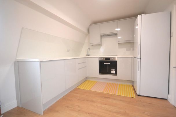 1 bedroom Flat To Let - Photo 1