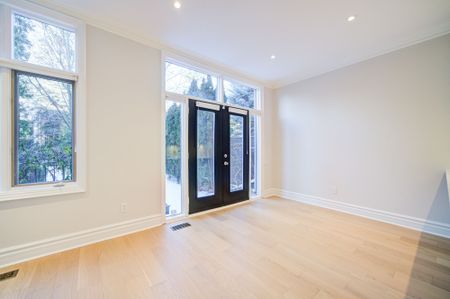 For Lease - 34 Marlborough Avenue, Toronto, Ontario - Photo 5