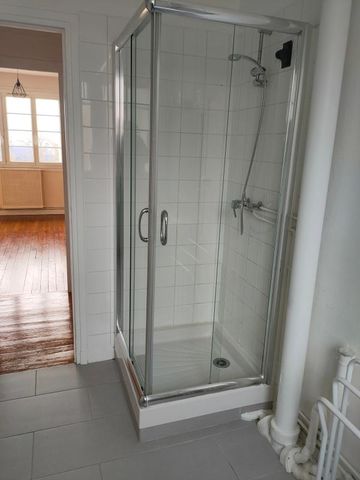 Location Appartement 1 pièce 52m² LE HAVRE 76600 - Photo 3