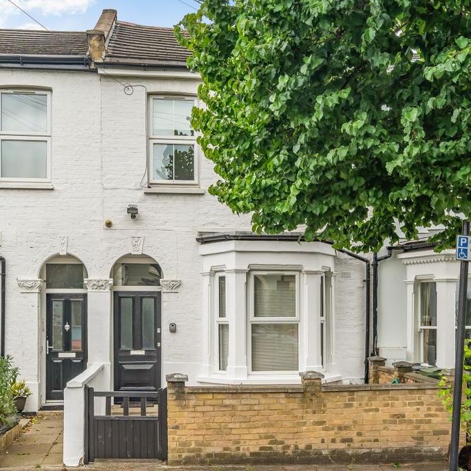 2 bedroom terraced house to rent - Photo 1