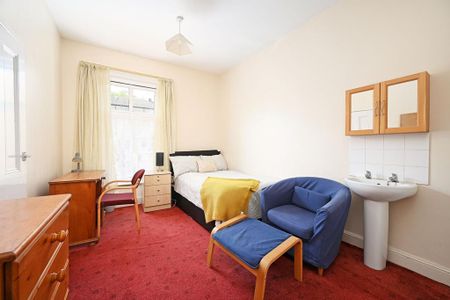 4 bedroom house share to rent - Photo 3