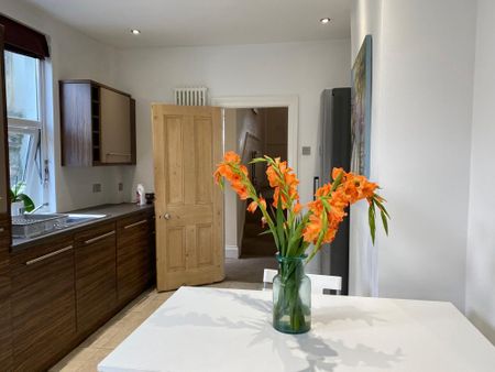 30 Westbourne Road - Photo 4