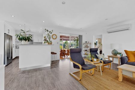 11 Gretel Drive, Beachmere QLD 4510 - House For Rent - $695 | Domain - Photo 4