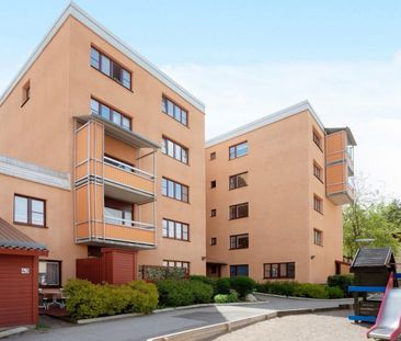 Sorögatan, Kista - Foto 1