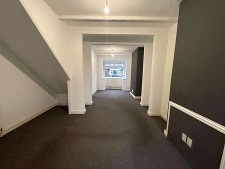 Sixhills Street, Grimsby, DN32 - Photo 4