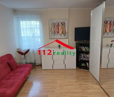 NA PRENÁJOM veľký svetlý 1 izbový zariadený izbový byt so samostatn... – Fotografia 6
