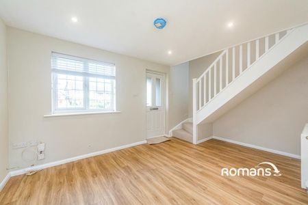 2 bedroom semi-detached house to rent - Photo 3