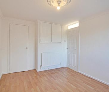 2 bedroom maisonette to rent - Photo 6