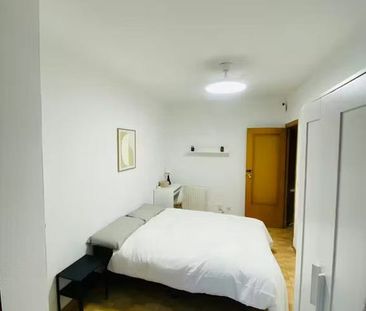 Calle Santanderina, Madrid, Community of Madrid 28053 - Photo 6