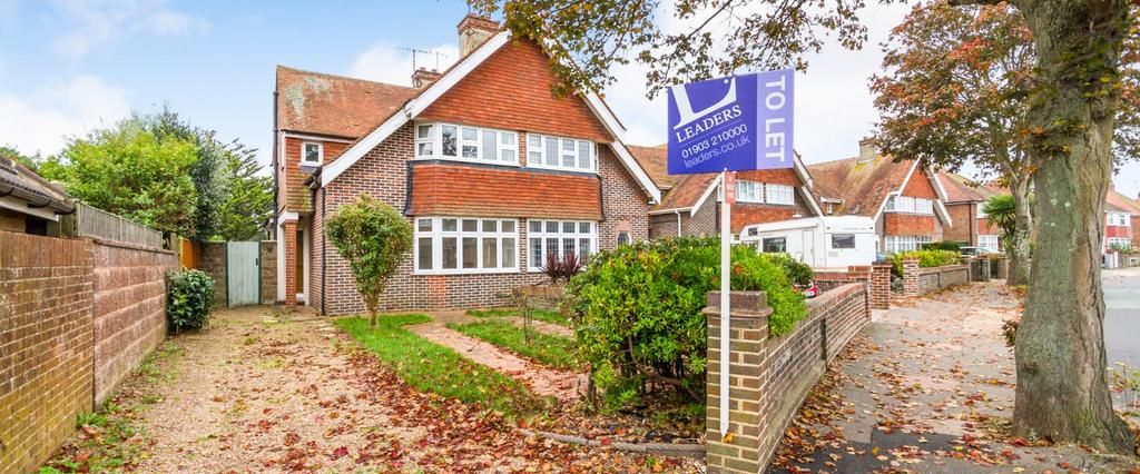 3 bedroom semi-detached house to rent - Photo 1