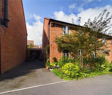 3 bedroom semi-detached house to rent - Photo 6