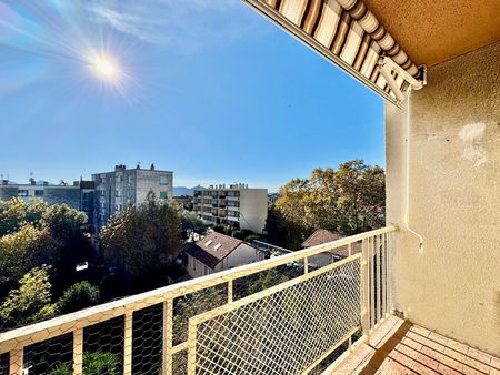 Beaumont centre Appartement type 3 avec balcon à louer - Photo 3