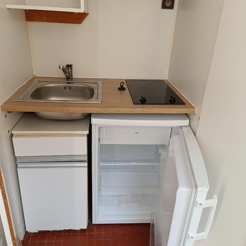 Location Appartement 1 pièce 25m² LILLE 59800 - Photo 1