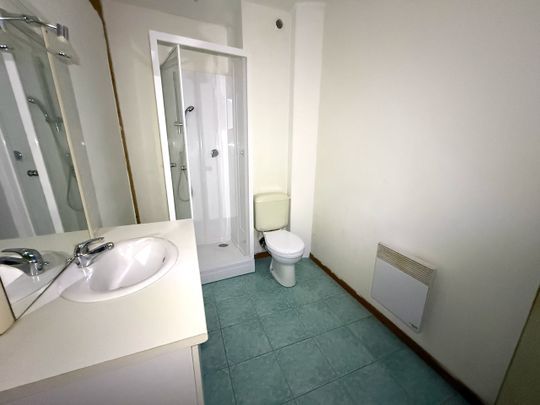 Location Appartement 2 pièces 64m² - Photo 1