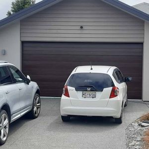 Executive Spacious Family Home in Prime Subdivision - Photo 3