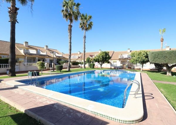 Impecable Adosado en Cabo Roig, Vacacional - €1300/mes