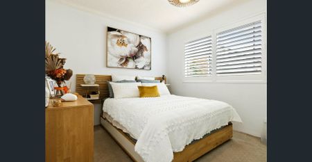 Modern Lakeside Apartment | $845 Per Week - Photo 3