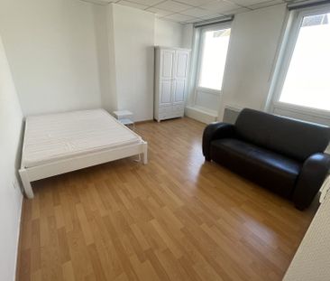 Location Appartement 2 pièces 36m² ROUBAIX 59100 - Photo 1
