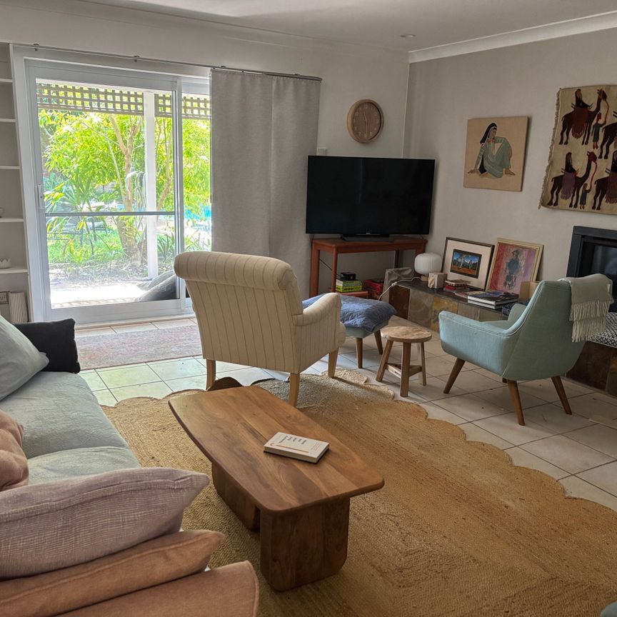 Caringbah South - Photo 1