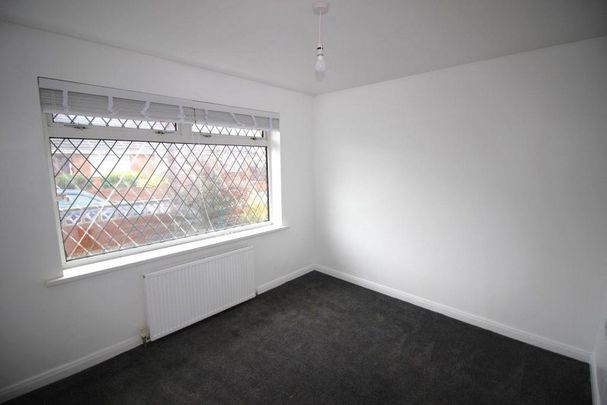 2 bedroom bungalow to rent - Photo 1