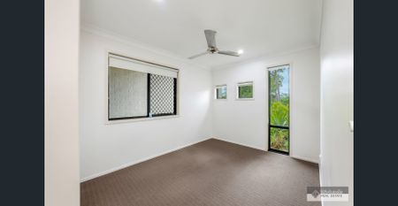 CHARMING 4 BEDROOM FAMILY HOME - Photo 4