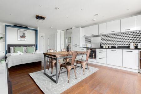 Studio to rent - Photo 2