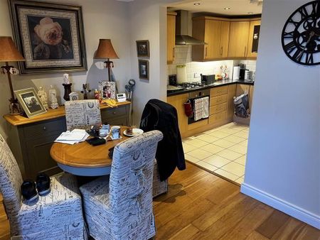 145b Bangor Road, Newtownards, BT23 7AT - Photo 4